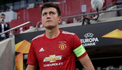 bsports必一- 曼联中场卡塞米罗染红离场，滕哈格称将内部处罚  